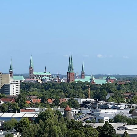 Ferienwohnung Ueber Den Daechern Der Hansestadt Lübeck Exterior foto